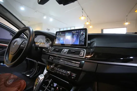 블루투스 없는 BMW F10 520d 안드로이드 올인원 작업하니 좋은데요? / 부산 금정
