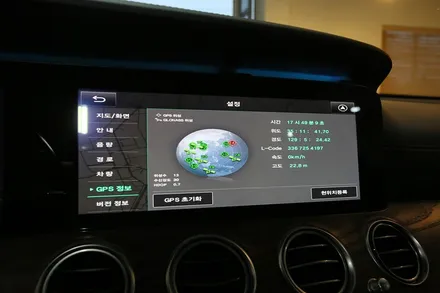 유튜브, 아틀란, 넷플릭스 다되는 벤츠 E300 터치 내비게이션 작업기 / 부산 금정