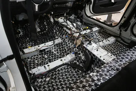 BMW 5시리즈 520d 디젤 차량 소음 방음 작업기 / 부산 금정