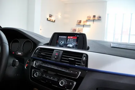 부산 bmw 118d 네비매립은 아틀란 네비게이션으로 / 부산 금정