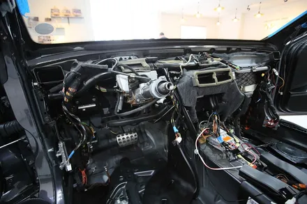 벤츠 CL63 AMG 크레파스 냄새의 원흉을 제거해 봅니다. / 부산 금정