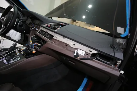Bmw 5시리즈 530i 자동차 소음에 특화된 엔진, 도어 방음 / 부산 금정