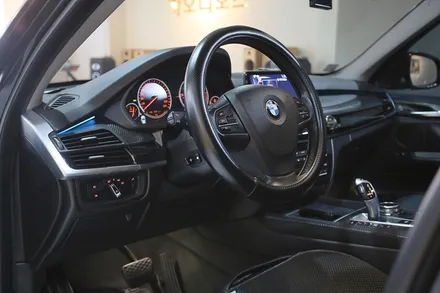 공명음과 떨림으로 고생하는 BMW X5 자동차 방음 작업기 / 부산 금정