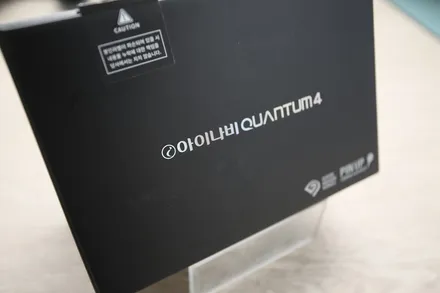 볼보 XC60 마일드 하이브리드에 최신형 \'아이나비 퀀텀 4\' 블랙박스를 안전하게 구동하는 방법 / 부산 금정