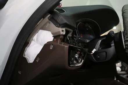 부산 BMW 530i 전체 차량 방음, 한층 강해진 정숙성! / 부산 금정