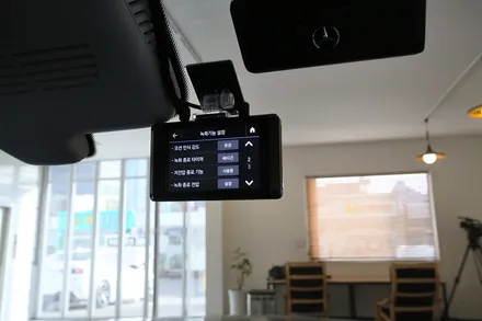 벤츠 GLC 블랙박스, 스타뷰(S)말고 아이나비 Z9000이 훨씬 좋아요! / 부산 금정