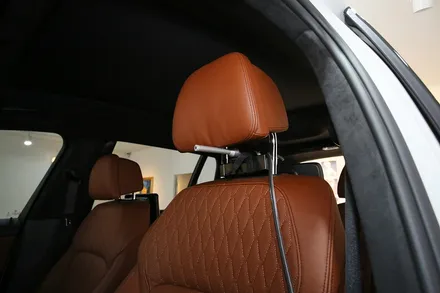 BMW X7 풀 세팅! 회오리 앰비언트 커버, AVI 스피커 그리고 무스웨이 카오디오 / 부산 금정
