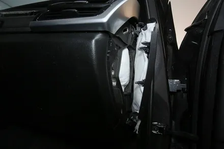 공명음과 떨림으로 고생하는 BMW X5 자동차 방음 작업기 / 부산 금정