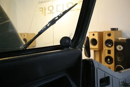 1세대 지프 YJ 랭글러 하이파이 사운드를 위한 신포니, 헬릭스 카오디오 튜닝 / 부산 금정