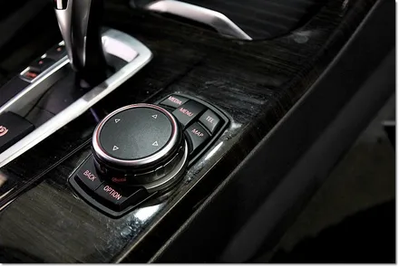 bmw x4 순정에는 이런거 없죠? / 부산 금정