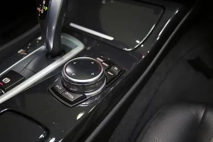 bmw 520d m스포츠패키지에 안드로이드  m2c 겟잇!! / 부산 금정