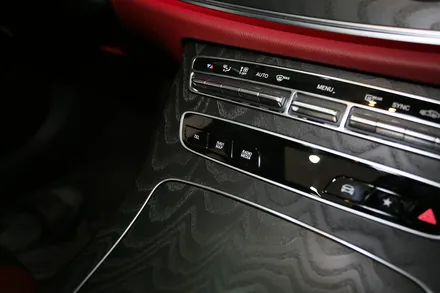 최적화된 벤츠 CLS 300d 네비게이션 찾는다면, M2C 200A 플러스입니다. / 부산 금정