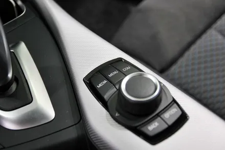 부산 bmw 118d 네비매립은 아틀란 네비게이션으로 / 부산 금정