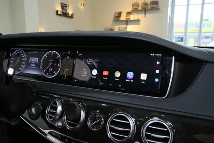 벤츠 S350d 내비게이션은 이것으로 교체하세요. / 부산 금정
