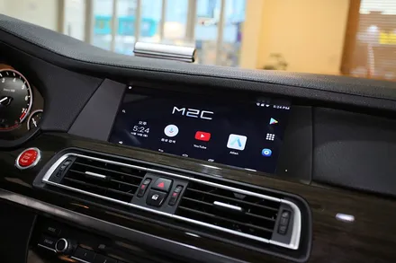 M2C 200A와 함께하는 BMW 7시리즈 740LI 아틀란 터치 내비게이션 / 부산 금정