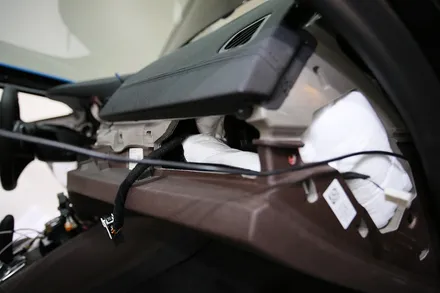 Bmw 5시리즈 530i 자동차 소음에 특화된 엔진, 도어 방음 / 부산 금정