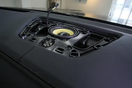 BMW X7 신차 구매 후 꼭 해야 하는 실내 튜닝 2가지는? / 부산 금정
