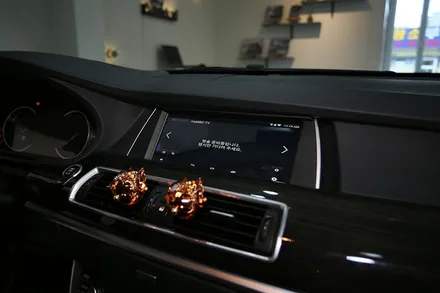 BMW GT 내비게이션 업그레이드, 무선 미러링 아틀란 T MAP 넷플릭스가 된다고? / 부산 금정