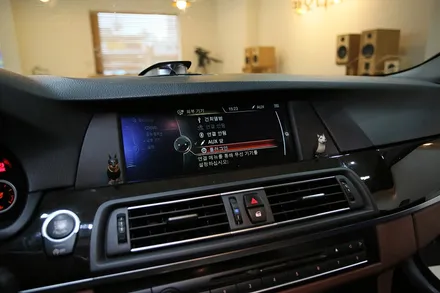BMW F10 520d 무선 카플레이, 안드로이드 오토 가능합니다. / 부산 금정