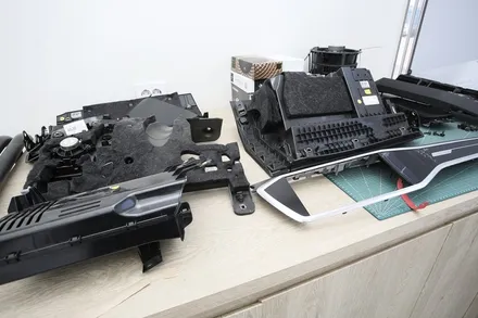 아우디 A6 C8 대시보드 잡소리 완벽 해결: 진주에서도 찾아오는 카오디오 전문점의 시공 노하우 / 부산 금정
