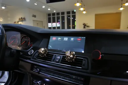 bmw 520d에 안드로이드 박스 m2c 카블릿을 딱! / 부산 금정
