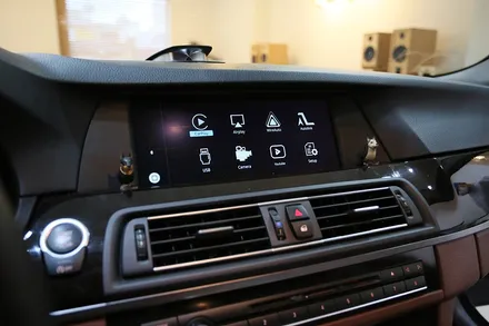 BMW F10 520d 무선 카플레이, 안드로이드 오토 가능합니다. / 부산 금정