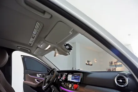 벤츠 e클래스 e220d 순정 블랙박스 상시녹화! / 부산 금정