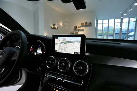 벤츠 glc 220d 아이나비 x3 인스톨 후기입니다. / 부산 금정
