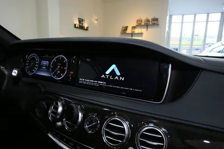 벤츠 S350d 내비게이션은 이것으로 교체하세요. / 부산 금정