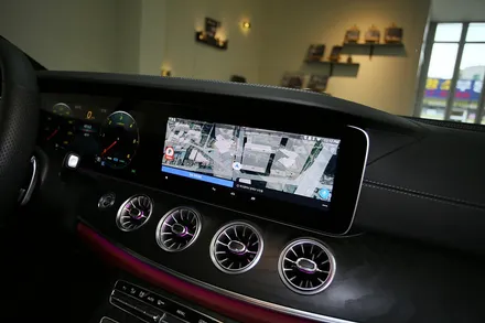 최적화된 벤츠 CLS 300d 네비게이션 찾는다면, M2C 200A 플러스입니다. / 부산 금정