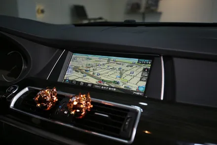 BMW GT 내비게이션 업그레이드, 무선 미러링 아틀란 T MAP 넷플릭스가 된다고? / 부산 금정