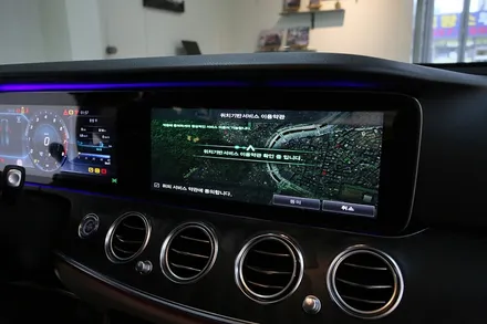 사용이 편한 W213 벤츠 E300 내비게이션이 있다! / 부산 금정