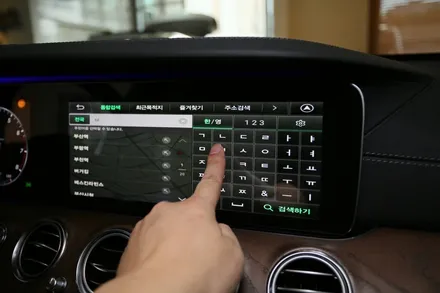 벤츠 e300 4matic 익스클루시브, 필수 잇 템! / 부산 금정