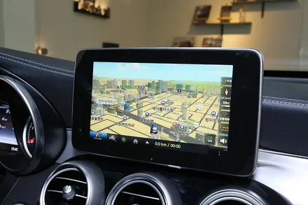 벤츠 glc 250d 내비게이션이 터치와 평생 무료 업데이트가 된다고? / 부산 금정