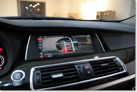 BMW GT 아이나비X1큐브 네비게이션 매립 / 부산 금정