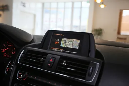 bmw 1시리즈 118d, 터치 네비게이션으로! / 부산 금정