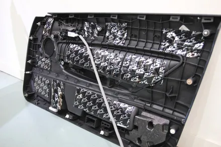 스피커 교체만으로도 좋은 소리의 완성, bmw 220d! / 부산 금정