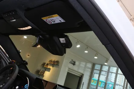 부산 연산동 블랙박스, 벤츠 GLB250 스타뷰 주차 녹화 활성화를 위한 아이볼트 보조배터리 설치 / 부산 금정