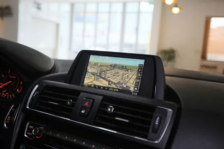 bmw 1시리즈 118d, 터치 네비게이션으로! / 부산 금정