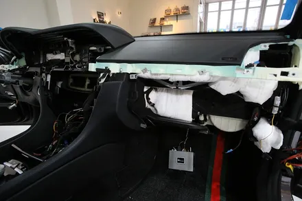 벤츠 CL63 AMG 크레파스 냄새의 원흉을 제거해 봅니다. / 부산 금정