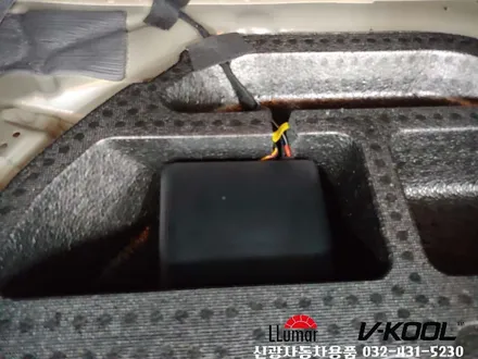 인천 수입차썬팅 브이쿨K 반사필름 블랙박스 보조배터리 시공