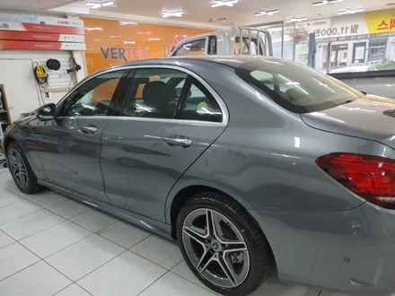 인천 후퍼옵틱 클래식 썬팅 으로 고급스러움을 더한 벤츠 C300e