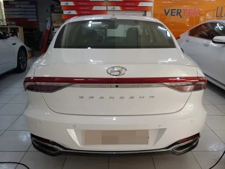 인천 더뉴그랜저 루마 버텍스900/700 인기조합 썬팅