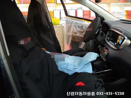 인천 올뉴쏘렌토 브이쿨K 썬팅시공 컬러 반사필름