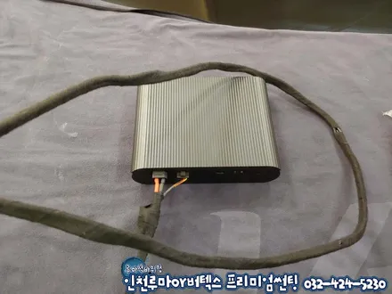 인천 블랙박스 QXD3000+커넥티드 , 보조배터리 아이볼트미니 장착