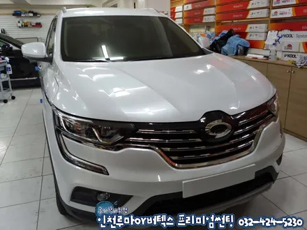 인천 루마썬팅 아티젠 QM6 뒷자석 리클라이닝,샤크안테나 시공