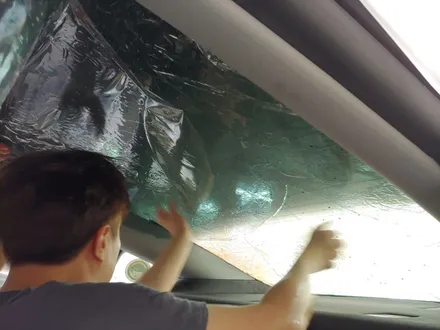 인천 테슬라 모델3 썬팅 23년경력에서 나오는 높은퀄리티