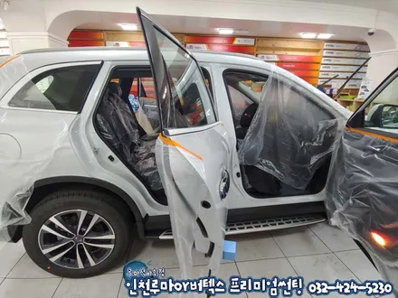 인천 루마썬팅 아티젠 QM6 뒷자석 리클라이닝,샤크안테나 시공