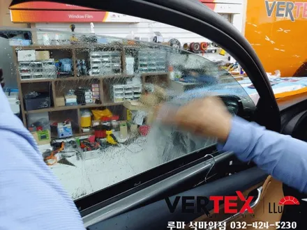 그랜저IG 피너쿨에서 버텍스900/700 인천 썬팅재시공