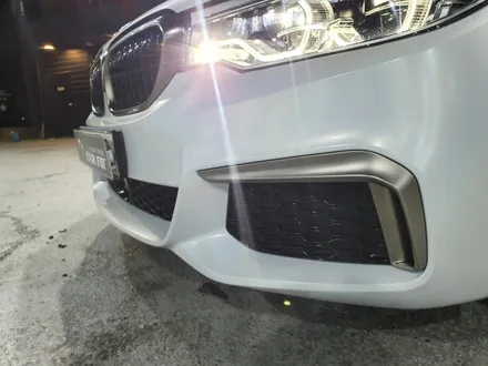 [구미랩핑]BMW M550d! 사틴 화이트고스트펄 전체랩핑으로 바꿔봤어요. / 구미시 인의동